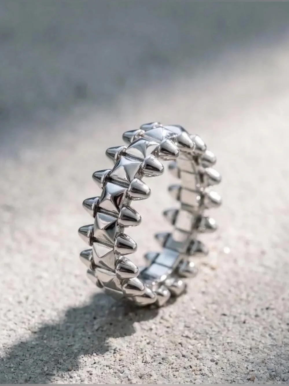 RingsTextured Spike-Detail Women’s Ring - Silver